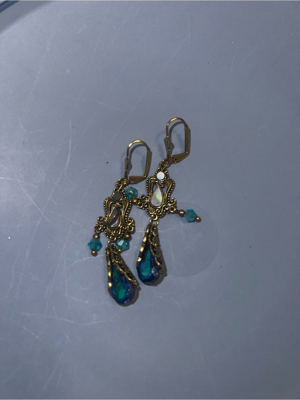 Vintage-Inspired Teardrop Crystal Dangle Earrings - Blue